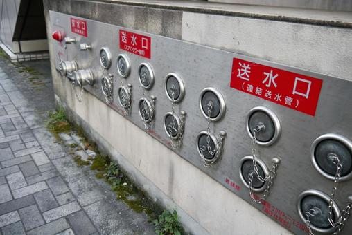 連結送水管